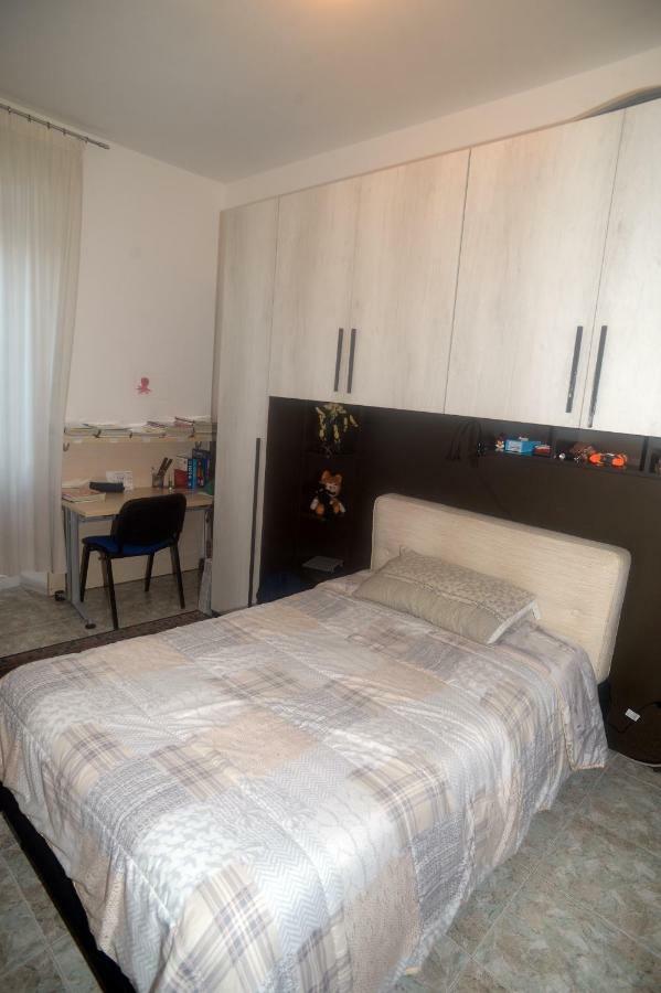 Casa Graziella Apartment Пескара Екстериор снимка